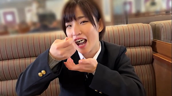 Play MP4 - ラン&lpar;18&rpar;吹奏楽部【現&cir;都立高&cir;3&cir;生】【ショートカット女子】【純真無垢な白桃ヒップ】【即濡れ剛毛マ&cir;コに中出し】【スケスケレースの黒兎コスで2回戦】【最後はお風呂でお掃除フェラ抜き】 Part1