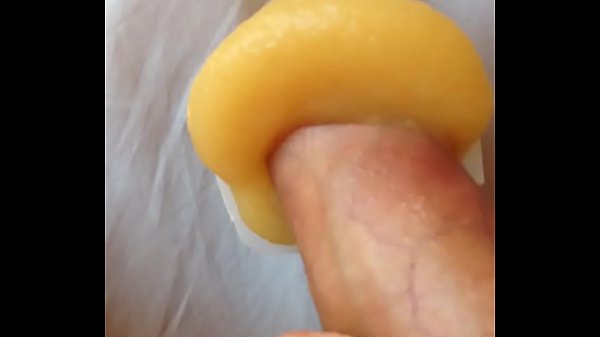Play MP4 - Cumming on applesauce