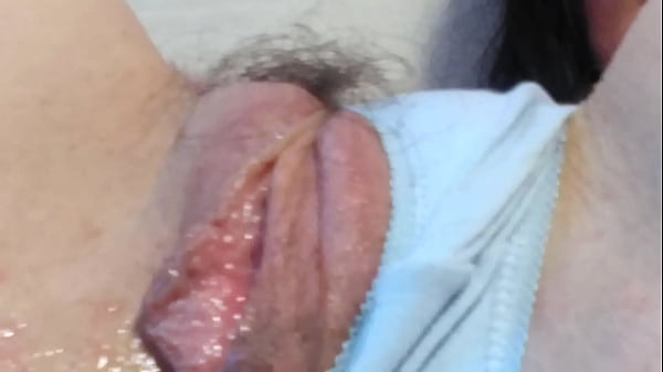 Ginnagg Mature Russian Fingers Her Wet Big Pussy She Flows From Touch And Wants To Orgasm With You thumbnail