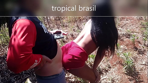 A Empregada Do Meu Amigo Reclamou Do Sal&aacute;rio E Eu E Meu Amigo Demos Pau Pra thumbnail