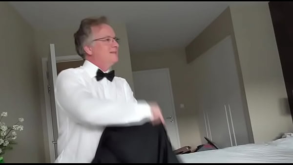 Lady Melissa Honey needs a massage from Bad Butler! 