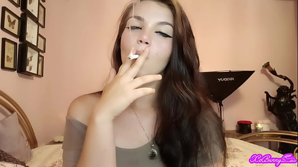Play MP4 - XO Bunny brunette latina with blue eyes smoking blowing smokein your face