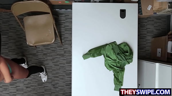 Swiping Racked Sweety Dakota RainGets Fucked