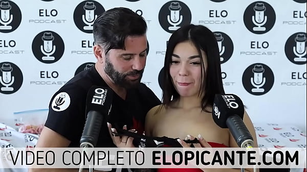 Play MP4 - BELUCHI GUCCI INTERCAMBIA LA TANGA CON ELO PODCAST EN EL CUARTO PICANTE