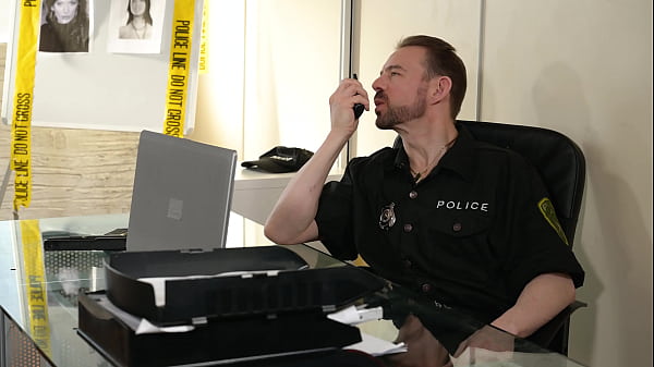 Play MP4 - Robbers Shalina Devine and Angela Heart Get Out of Jail with a DP Orgy GP2299