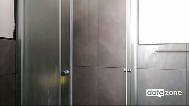 Nonton A Lovely Babe With Wonderful Boobs Takes A Shower, Washing Herself And Masturbating thumbnail