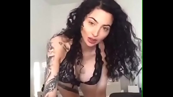 Nonton Dildo thumbnail