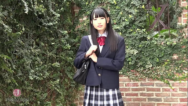 80年代アイドルを彷彿とさせる美乳aカップ美女 - Fhd-1 thumbnail