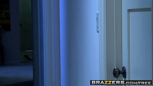 Lela Star Johnny Sins Fucking On The Internets_Com Brazzers