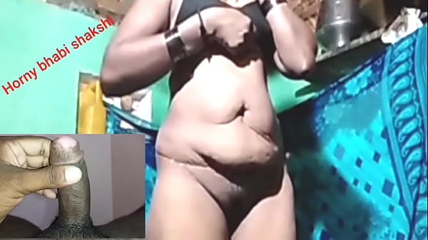 Nude tamil aunty boobs,pussy,navel show on whatsapp call withfriend