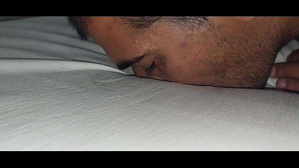 &icirc;mi ling sperma de pe saltea 