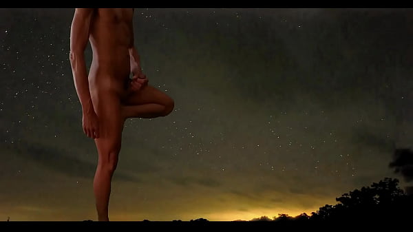 I Am Standing On One Leg Jerking Off thumbnail