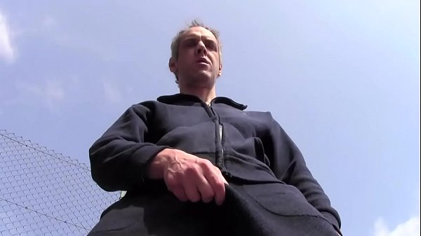 MY BEST SHOW - HUGE CUMSHOT WITH NAKED BODY OUTDOOR IN PUBLIC 