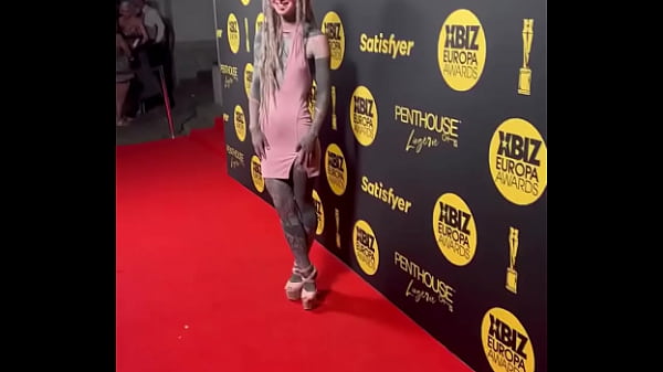 Nonton Me On The Red Carpet! ️#redcarpet #glammoment #inkedmodel #tattoojourney #psyland25 #inkedandfierce #eyeballtatto... thumbnail