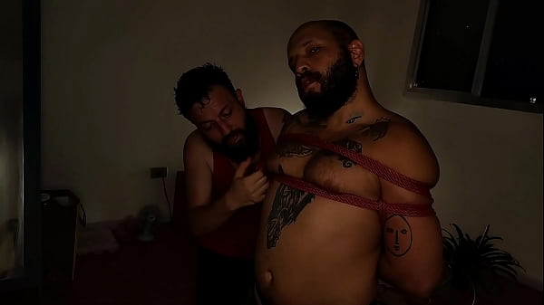 Sessão de Shibari com o_CapitãoRosa Inteiro noRed