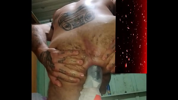 Arrombado meu cuzinho 