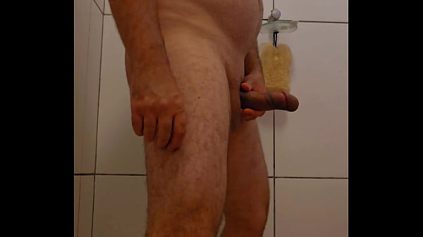 Depois de um dia corrido, nada melhor que um bom banho... s&oacute_ faltou a companhia certa.