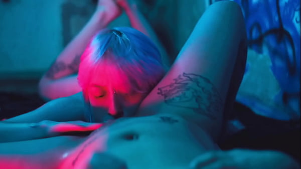 Play MP4 - Amazing Pussy Eating & Foot Fetish