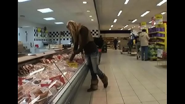 Nonton Excited Bitch Enjoys Riding On Top Of An Erected Thick Knob thumbnail