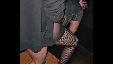 Casada Solta Na Casa De Swing Fode Todos Que Encontra Pela Frente. - A Married Woman, Free To Roam At The Swingers' Club, Fucks Everyone She Comes Across. thumbnail