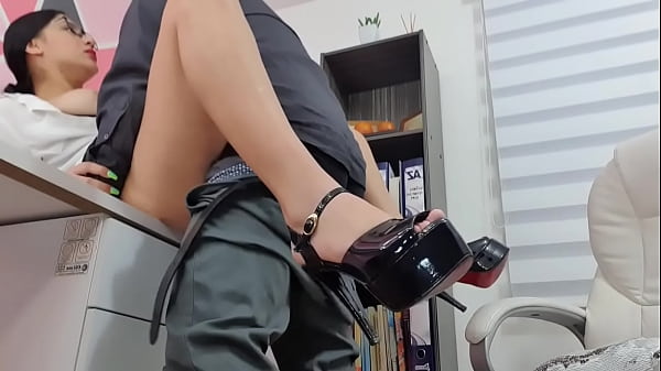 Play MP4 - My Boss Caught me Touching myself and I Fuck him to not get Fired