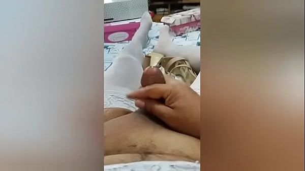 Pantiliguero y brassier blanco 