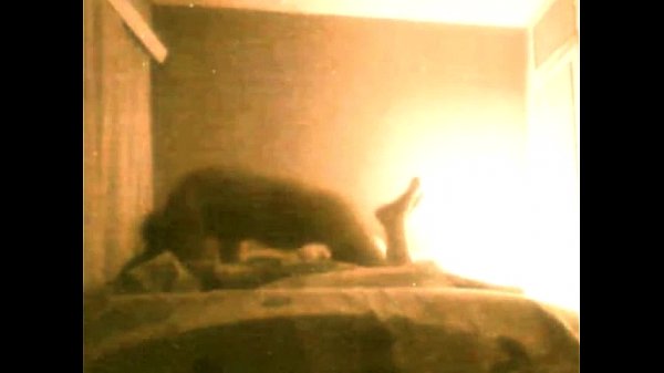 Play MP4 - Camara oculta con morocho