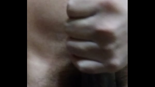 Play MP4 - Ghost haciendo una rica&period; Rica masturbacion