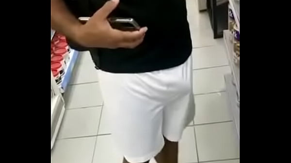 pedreiro de pau duro no mercado