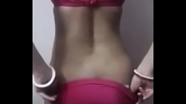 Play MP4 - indian girl showing big boobs