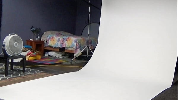 Gemma h poses for noodz 