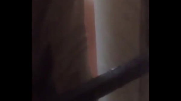 Bunda enorme quicando 