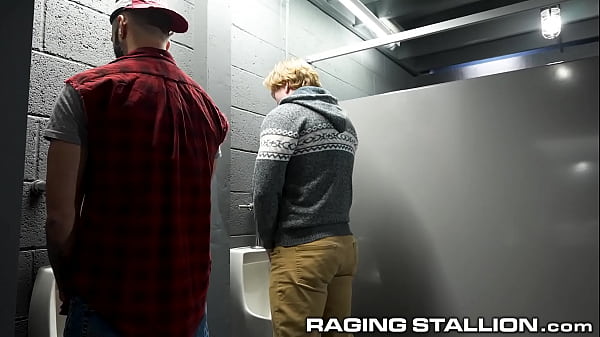 Play MP4 - Muscled Hunk Takes A Big Cock To The Ass At Glory Hole - Raging Stallion