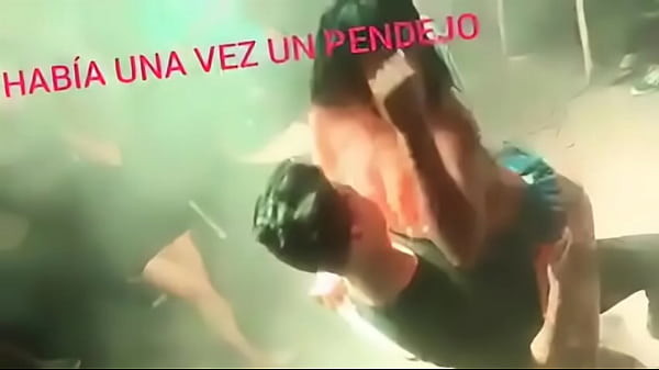 Bailandoen la discotecaSjl