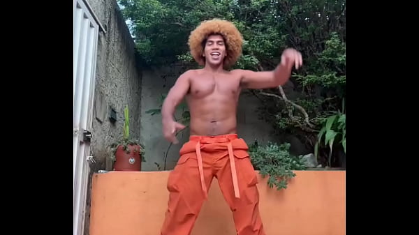 Nonton Garden Of Eden Break thumbnail