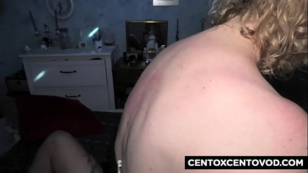 Vanessa Ladareicon la figa fradicia e il cazzo in culo