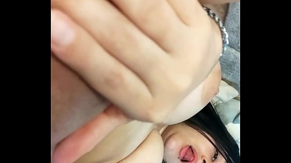 ASRM con jugos_vaginales Latinacon tetas grandes se masturba
