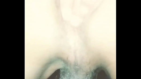 Me folla duro un heteros curioso 