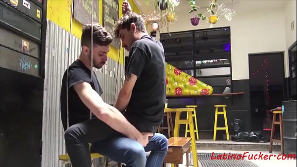 Passionate Skinny Twinks Fuck When No One Is Around 