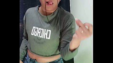 Nonton Allisonvega Haciendo Streaptease Con Shor De Jean Y Franela Corta thumbnail