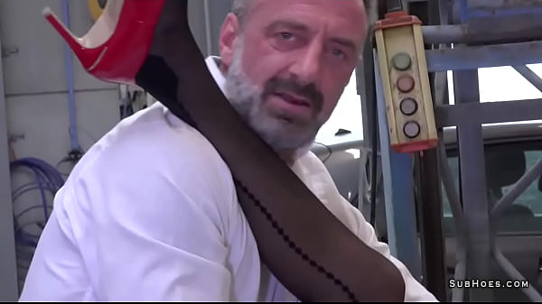 Sub hairy Zhelia_Karima_in anal_action