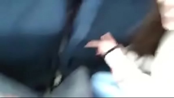 Play MP4 - Blowjob in p&uacute;blic bus