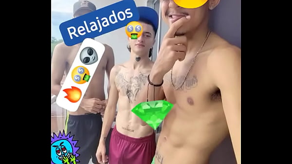 Relajado con los parceros cjsoccer44 jrm9821 jhonjavier1244 EventosGayMed TheBlowers Grindr xv ...