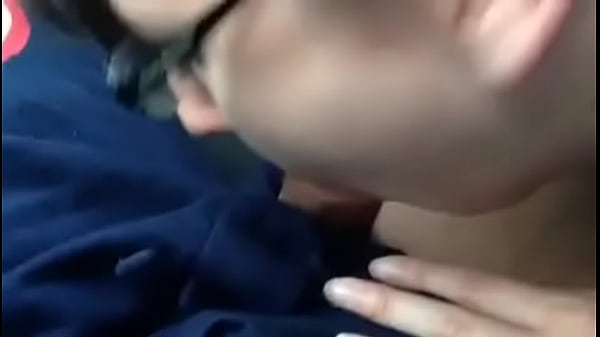 Play MP4 - Me getting road head