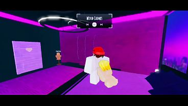 Dos pelotocionos robloxianos cogiendo en condominio de roblox