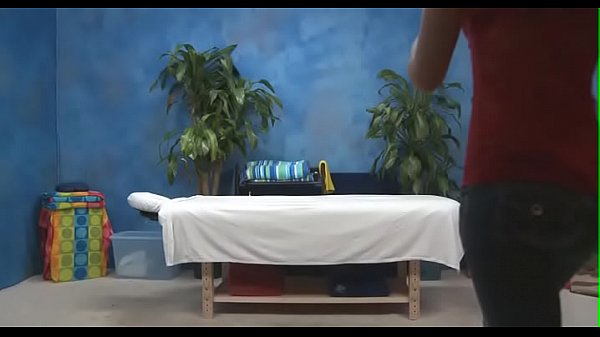 Nonton Hot Massage thumbnail