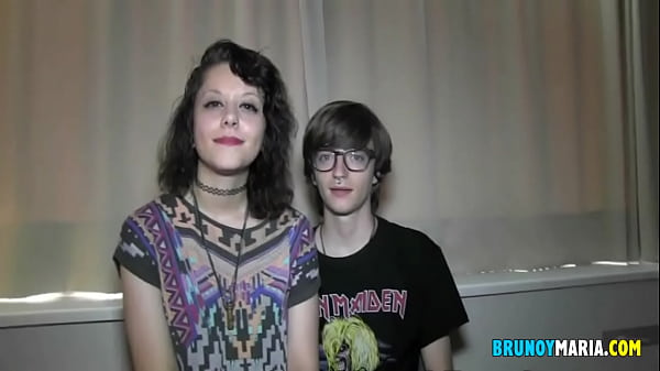 Play MP4 - Una Princesa en mi Cama&period; Mi NOVIA de 19 A&ntilde;os &iexcl;&iexcl;SIN LIMITES&excl;&excl;