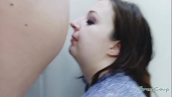 Fucks her mouth and pussy in an empty fitting room