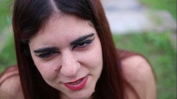 Play MP4 - Reci&eacute;n dejada por su ex cornudo&period;&period;&period; termina desquit&aacute;ndose con un desconocido que la hace gritar como nunca"