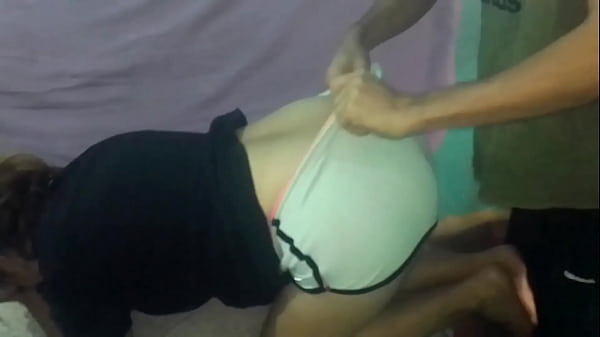 Nonton Le Bajo El Pantalon Y Cogemos En El Colchon thumbnail